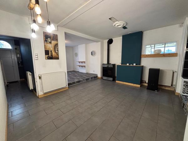 Maison de ville 3 chambres possibilité 4, jardin et garage