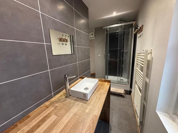 Maison de ville 3 chambres possibilité 4, jardin et garage