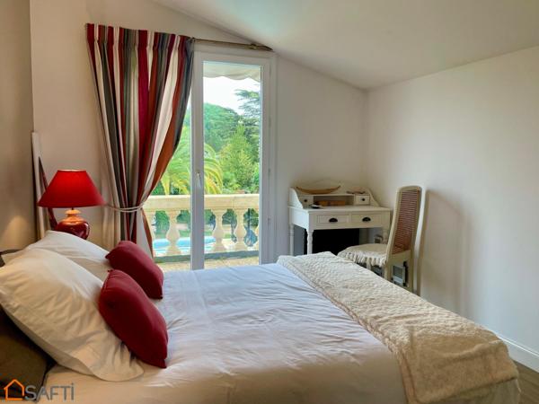 Demeure d'exception au coeur du Bouscat