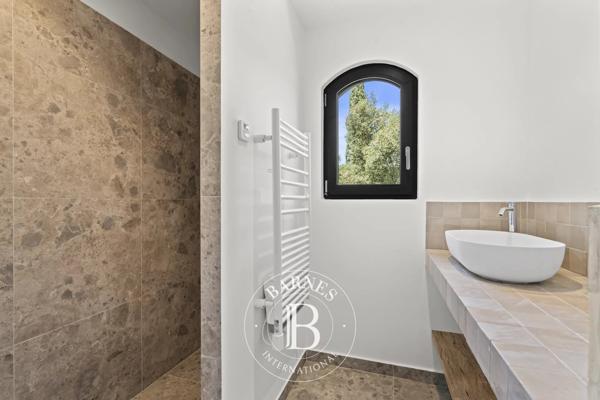 Sainte-Maxime, Villa 2 Chambres -  185 m² à vendre