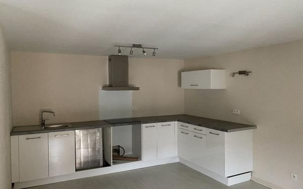 Appartement à louer    3 pièces • 81 m2 Castres