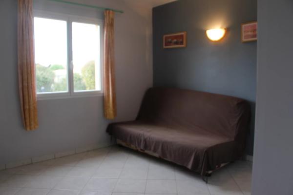 Maison 6 chambres et jardin en bordure de village
