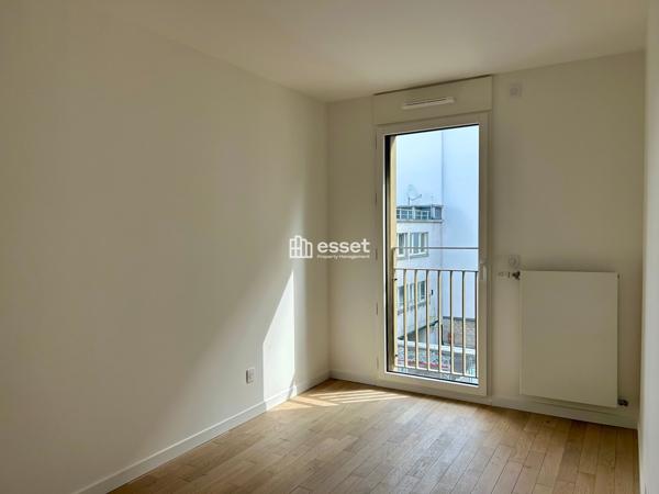 Location Appartement 4 pièces 80.5 m² - Courbevoie 92400