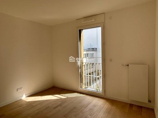 Location Appartement 4 pièces 80.5 m² - Courbevoie 92400