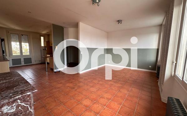 Appartement à louer    5 pièces •  Villiers-sur-Orge