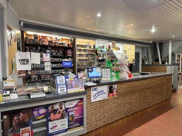 Fonds et/ou murs commerciaux à vendre à Fresnoy-Folny en Seine-Maritime (76660), ref : H621