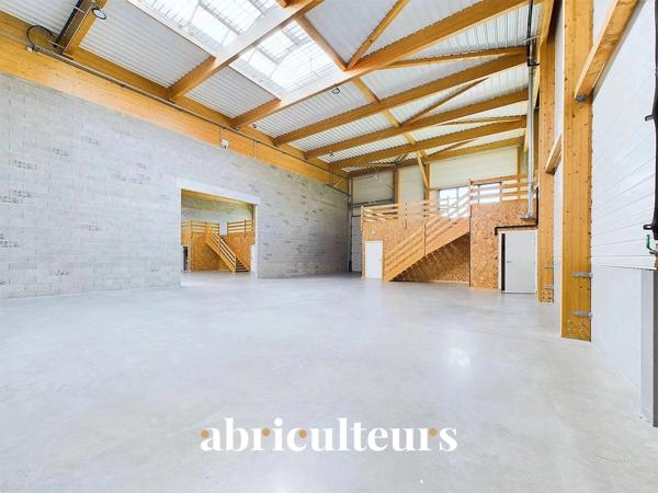 Local d’activité de 720 m² en location à Gellainville (28630), proche Chartres