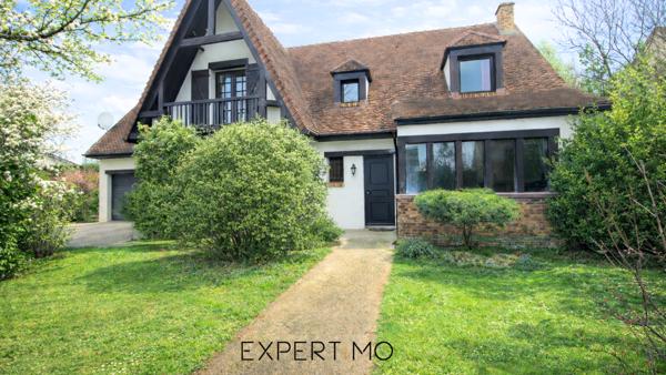 Villecresnes (94440) Villecresnes : maison 5 chambres avec véranda et piscine