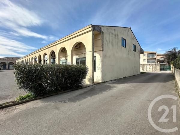 Immeuble à vendre  2118 m2 CASTRIES - 34