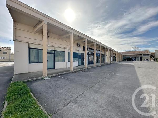 Immeuble à vendre  2118 m2 CASTRIES - 34