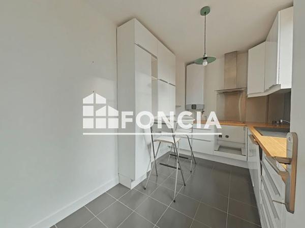 Location Appartement 2 pièces 44.9 m² - 101 avenue de la résistance BAT C Le Raincy 93340