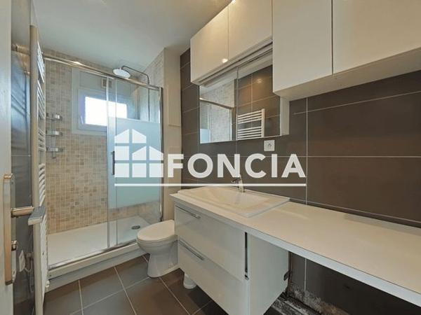 Location Appartement 2 pièces 44.9 m² - 101 avenue de la résistance BAT C Le Raincy 93340