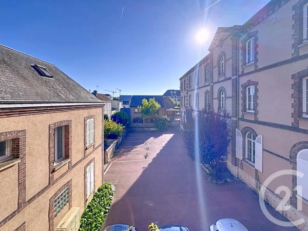 Appartement F3 à vendre  3 pièces - 65 m 2   CHARTRES  - 28