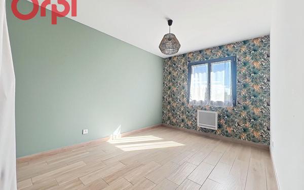 Maison à vendre    4 pièces •  Pia