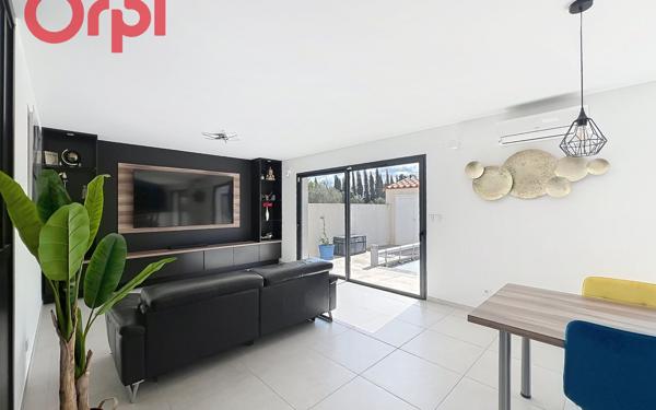 Maison à vendre    4 pièces •  Pia