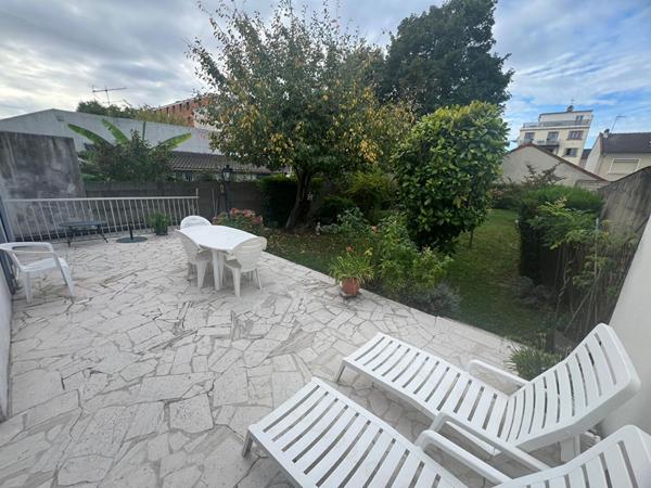 DRANCY CENTRE - pavillon 122 m² 3 chambres - séjour 50 m² - sous-sol et terrain de 480 m²