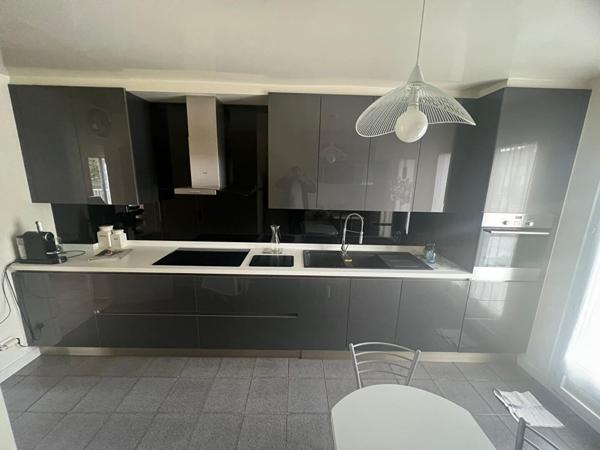 DRANCY CENTRE - pavillon 122 m² 3 chambres - séjour 50 m² - sous-sol et terrain de 480 m²