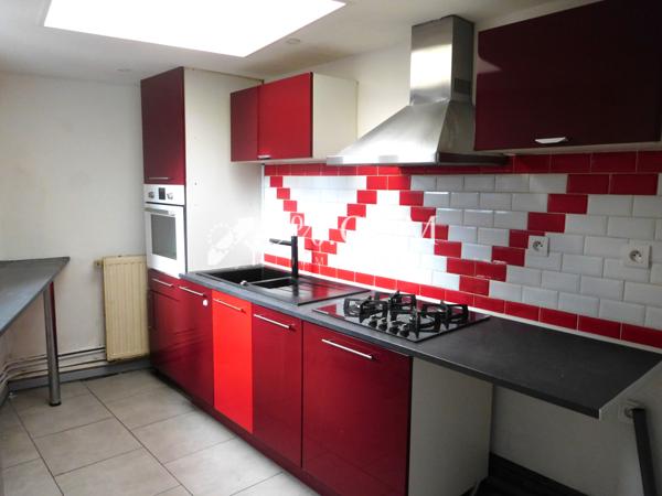 Maison 5 pièce(s) 2 chambre(s) 70 m²