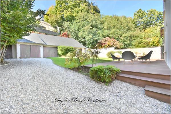 Maison à vendre 8 pièces LAVAL (53)