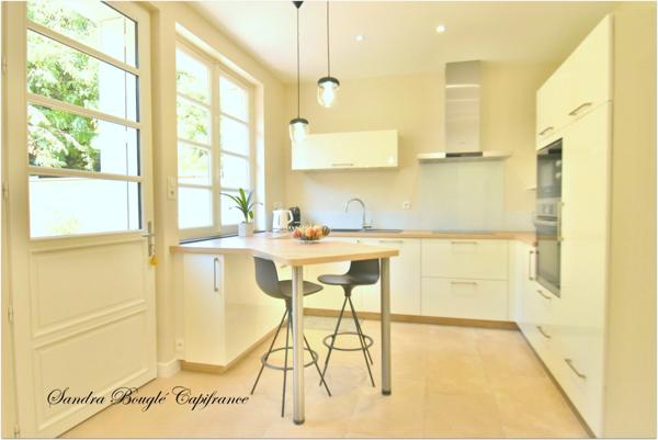 Maison à vendre 8 pièces LAVAL (53)