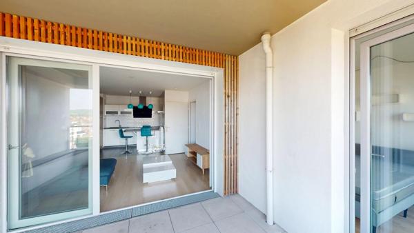 Vente                                                      Appartement
                        
                     2 pièces                      49 m2                     à Chelles