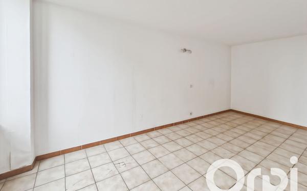 Appartement à vendre    3 pièces • 73,91 m2 Pont-Saint-Esprit