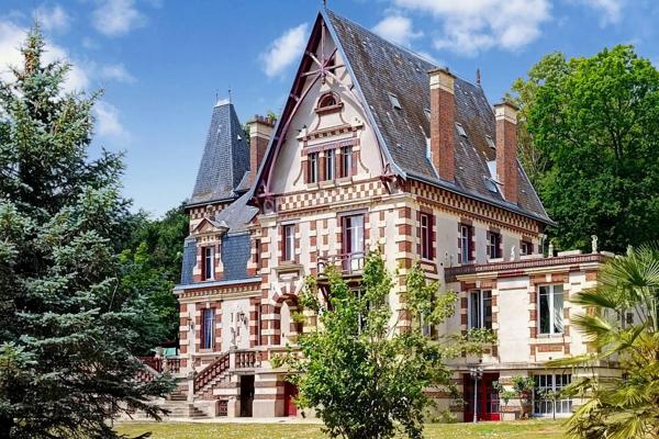 Vente maison bourgeoise 546 m² 16 Pièces Nogent-le-Roi