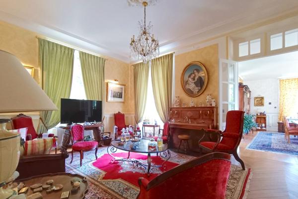 Vente maison bourgeoise 546 m² 16 Pièces Nogent-le-Roi