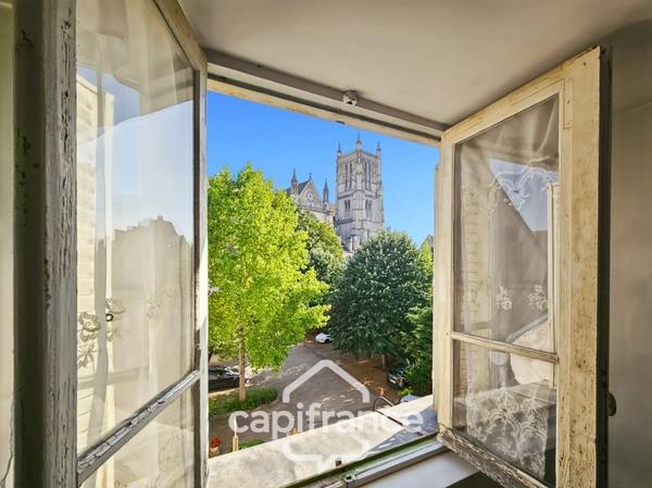 Meaux-Coeur de ville-Duplex de caractère avec vue sur la Cathédrale