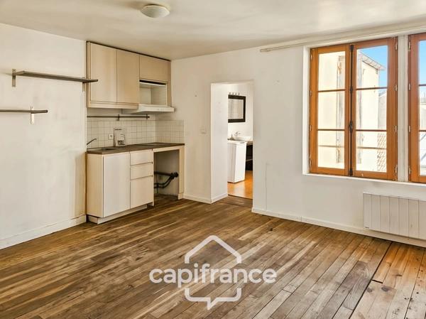Meaux-Coeur de ville-Duplex de caractère avec vue sur la Cathédrale