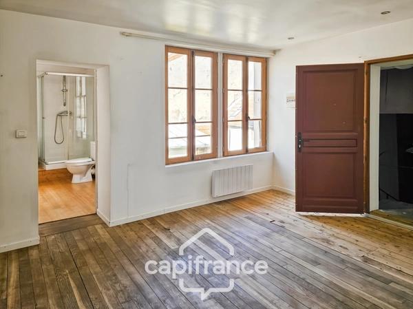 Meaux-Coeur de ville-Duplex de caractère avec vue sur la Cathédrale