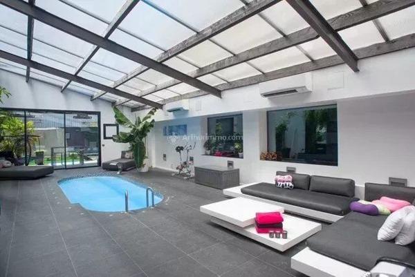 Vente Loft 10 pièces 394 m2 à Saint-Fargeau-Ponthierry