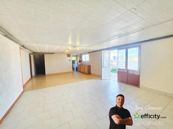 Maison
         5 pièces
        - 102 m² 148 000 € *