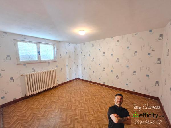 Maison
         5 pièces
        - 102 m² 148 000 € *