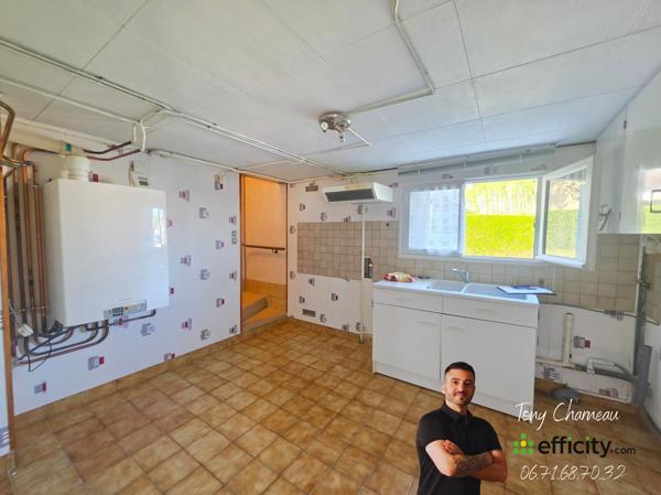 Maison
         5 pièces
        - 102 m² 148 000 € *