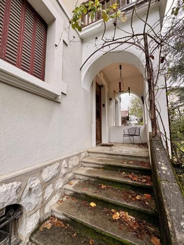 Maison 6 pièces - 180 m²