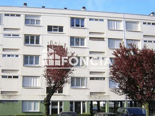 Location Appartement 3 pièces 61.6 m² - 3 ALLEE DES SAULES- LES ROSERAIES Orleans 45100