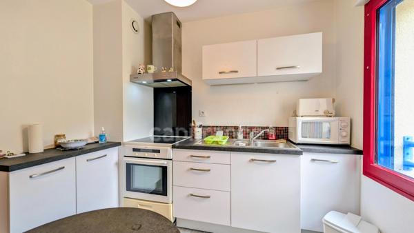Appartement  T3 - 60,5 m² - 2 chambres  avec Garage et Parking - Centre ville - CHATEAULIN (29)