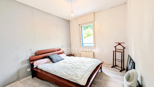 Appartement  T3 - 60,5 m² - 2 chambres  avec Garage et Parking - Centre ville - CHATEAULIN (29)