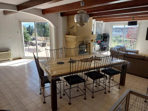 Villa 212 m² 5 chambres + dépendance 175 m², piscine, vue montagnes – Villeneuve-de-la-Raho