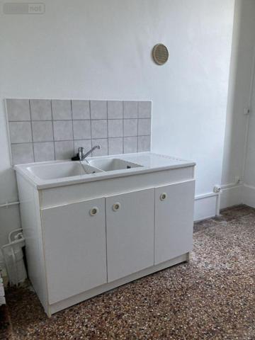 Appartement rénové à louer à Troyes dans l'Aube (10000), ref : 10376/1180   
Centre ville