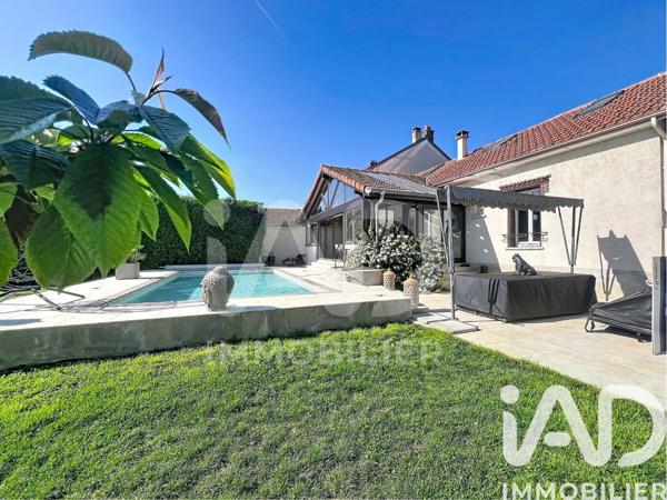 Maison à vendre 7 pièces 157,95 m² Grisy-Suisnes