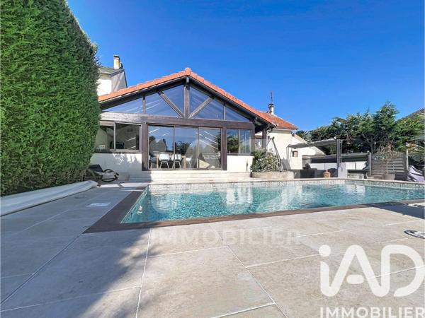 Maison à vendre 7 pièces 157,95 m² Grisy-Suisnes