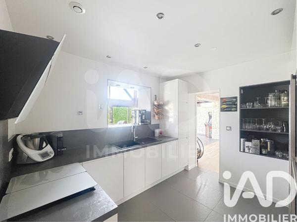 Maison à vendre 7 pièces 157,95 m² Grisy-Suisnes