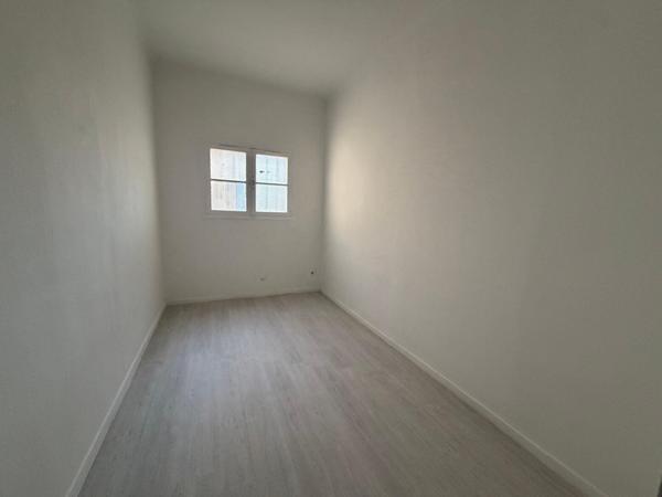 APPARTEMENT RENOVE- PLACE DE PARKING- COMMODITES A PROXIMITES