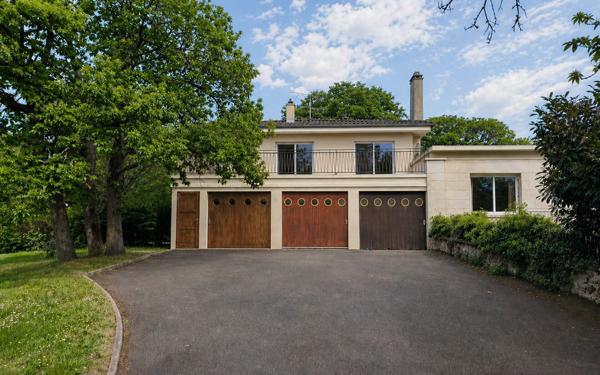 Maison à vendre    6 pièces • 146,28 m2 Étiolles