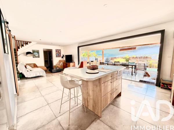 Maison à vendre 8 pièces 167 m² Saint-Pierre