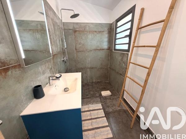 Maison à vendre 8 pièces 167 m² Saint-Pierre