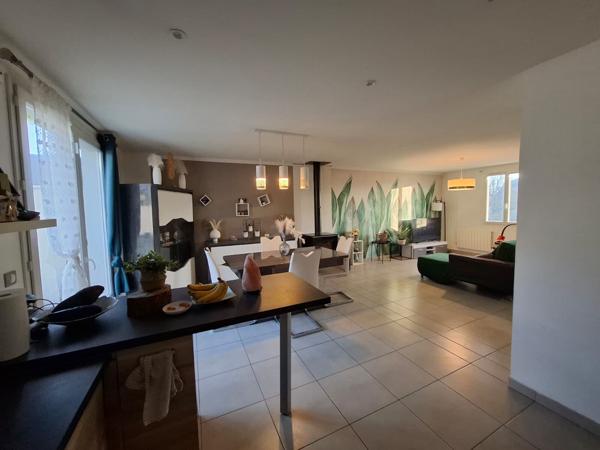 Vente Maison 5 pièces 102 m2 à Pommeuse