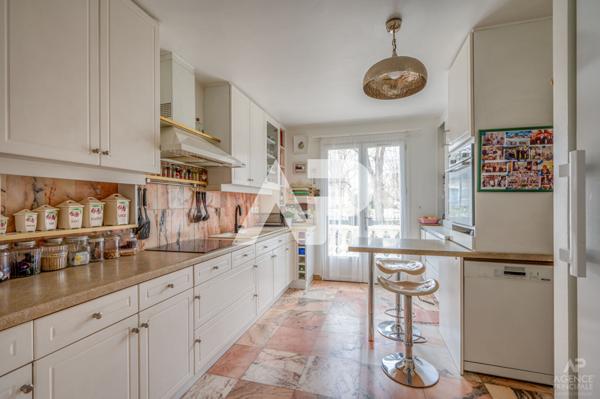 Maison Rueil Malmaison 8 pièce(s) 152 m2 €1 200 000 ** - Référence 19662